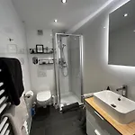 Schöne 2-zimmer In Der Stadtmitte