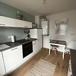Schöne 2-zimmer In Der Stadtmitte Apartment