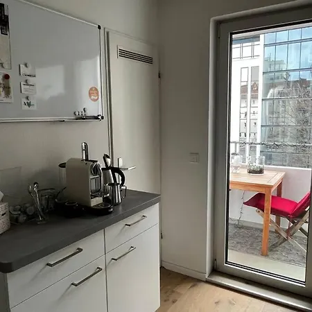 Apartment Schoene 2-zimmer In Der Stadtmitte *