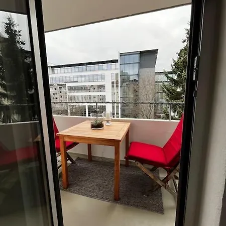 Schoene 2-zimmer In Der Stadtmitte Apartment