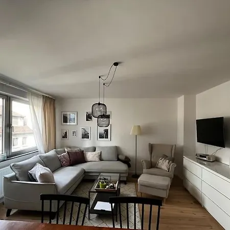 Schoene 2-zimmer In Der Stadtmitte *